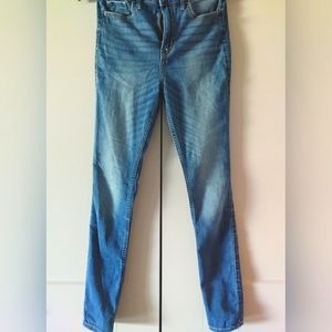 Hollister High-Rise Skinny Jeans